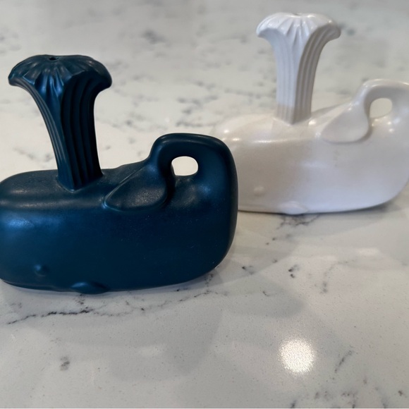 Jonathan Adler Whale Shaped Ceramic Salt and Pepper Shakers - Navy and White - Picture 4 of 4
